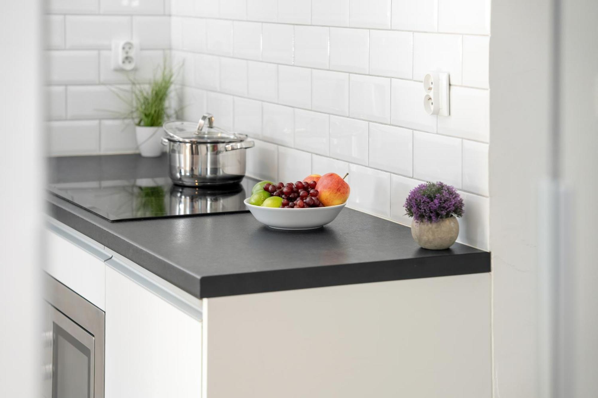 Klimatyczne I Nowoczesne Studio Very Berry W Poznaniu By Noclegi Renters Esterno foto